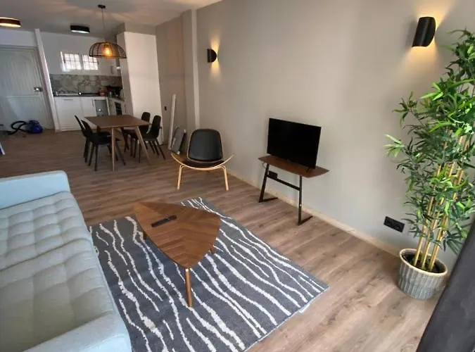 Stylish Sea View Apartment Torecilla Nerja Апартаменты *